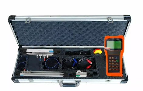 BUF-2000H Portable Ultrasonic Flow Meter Kit :: Clamp-on Sensors 25mm - 300mm